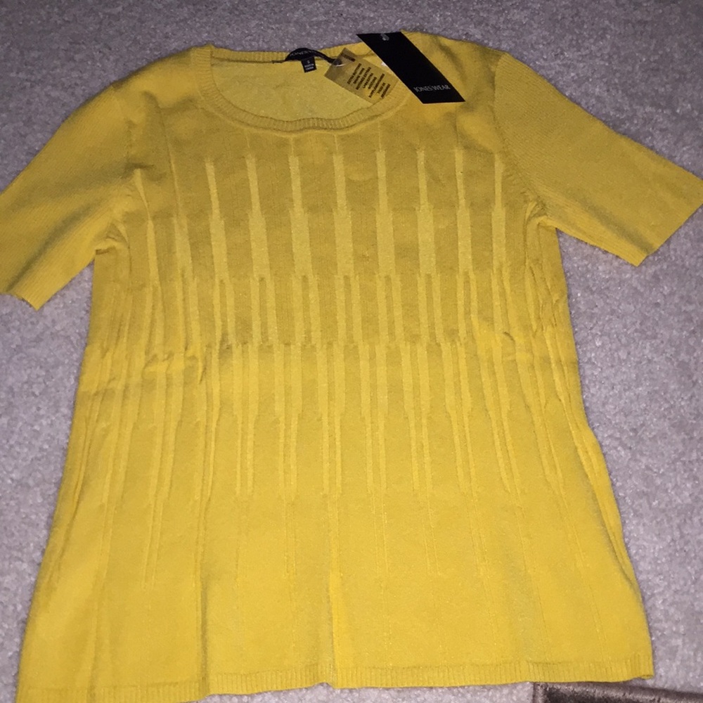 Ladies top